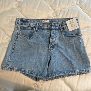 Abercrombie and Fitch Women’s Dad Shorts denim